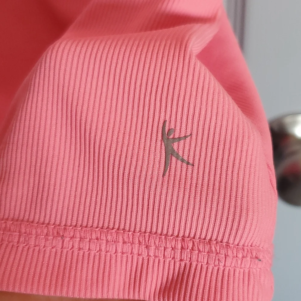 Women's Exercise blouse. - Picture 4 of 6